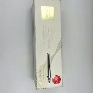 GHD PLATINUM+ STYLER - 1" FLAT IRON Open.Box,  Gently used looks brand New